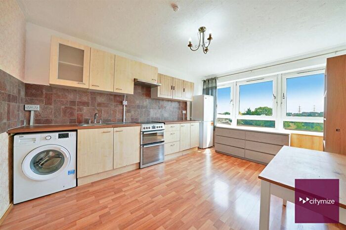 2 Bedroom Flat For Sale In Alderman Avenue, Barking, IG11