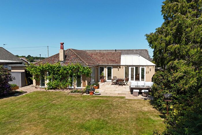4 Bedroom Detached Bungalow For Sale In Corfe Mullen, BH21