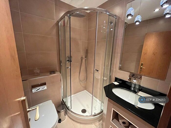 2 Bedroom Flat To Rent In Butts Court, Leeds, LS1