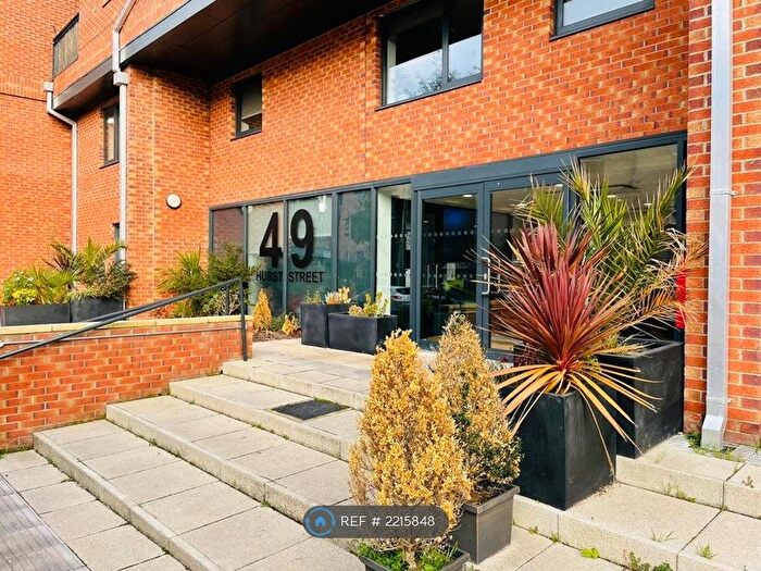 2 Bedroom Flat To Rent In Kingsdock Mill, Liverpool, L1