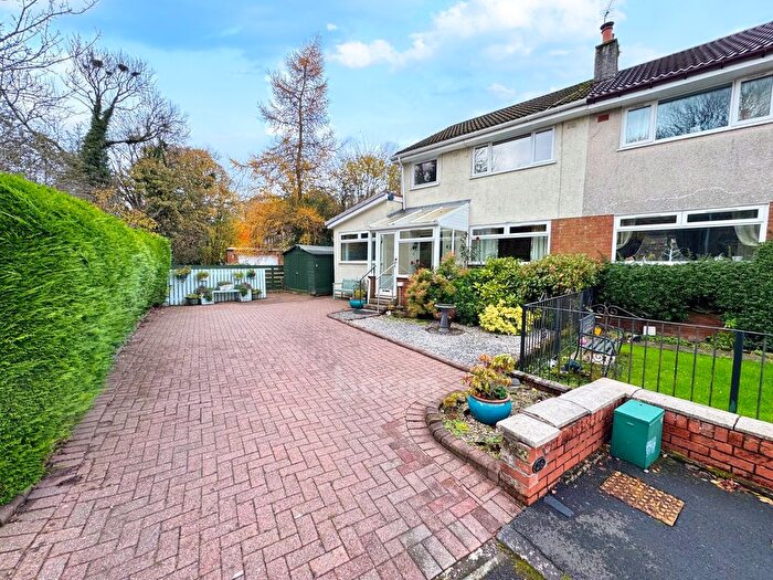 4 Bedroom Semi-Detached House For Sale In Speirs Road, Lochwinnoch, PA12