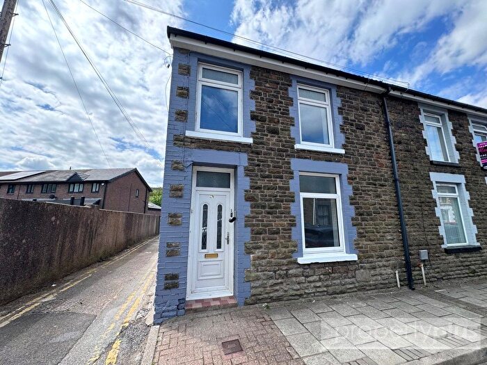 4 Bedroom End Of Terrace House For Sale In Lewis Street, Pentre, Rhondda Cynon Taff, CF41