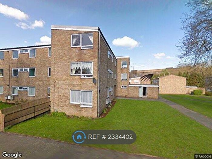 2 Bedroom Flat To Rent In Second Floor, Harpenden, AL5