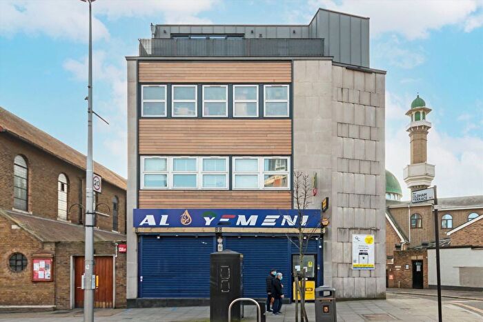 1 Bedroom Flat To Rent In High Street, Acton, W3