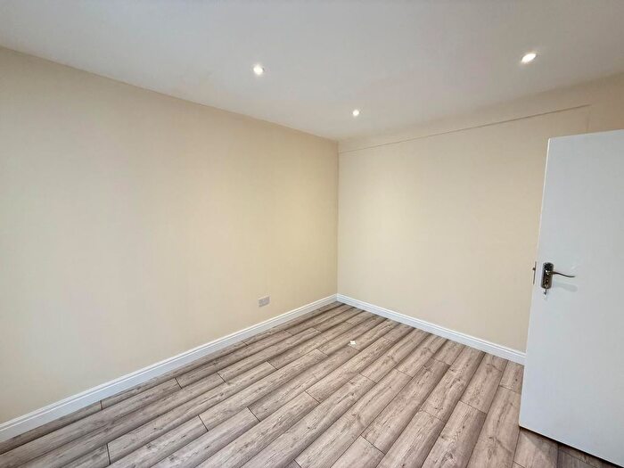 3 Bedroom Semi-Detached House To Rent In Capthorne Avenue, Harrow, Greater London, HA2