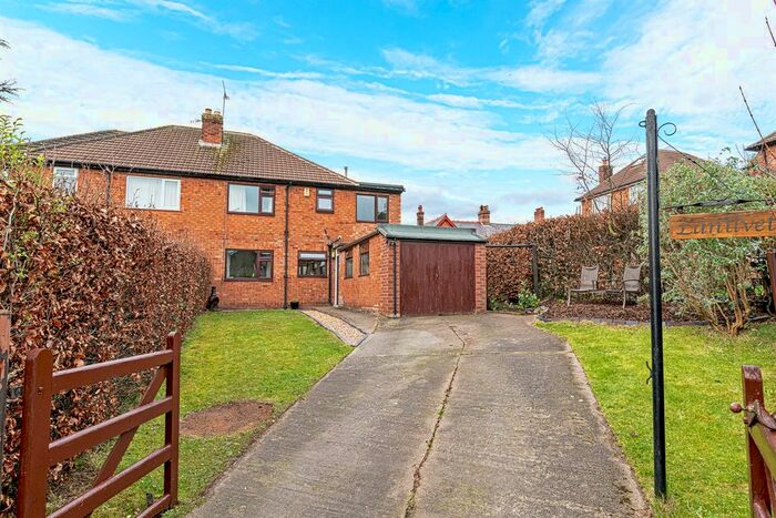 5 Bedroom Semi-Detached House For Sale In Nemos Close, Helsby, Frodsham, WA6