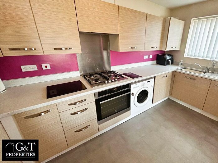 2 Bedroom Flat For Sale In Wellspring Gardens, Dudley, DY2