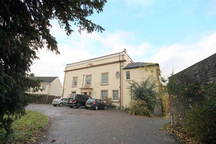 3 Bedroom Flat To Rent In Beckspool Road, Frenchay, Bristol, BS16