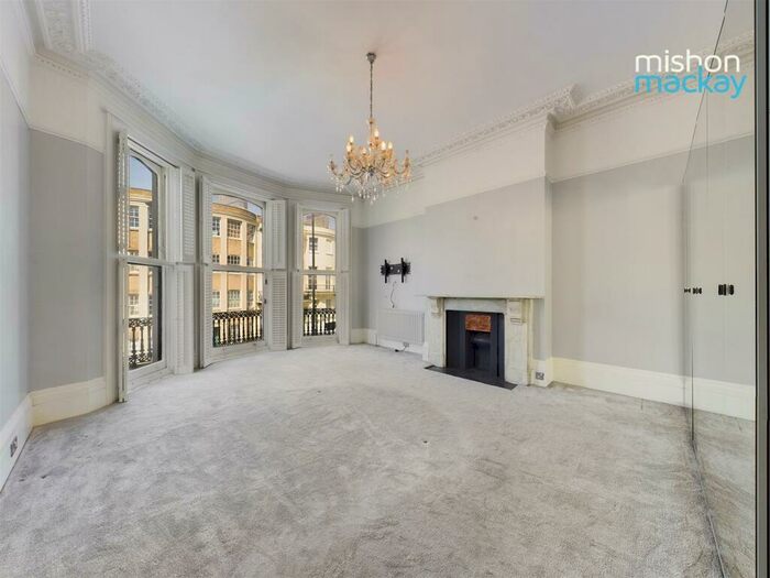 3 Bedroom Maisonette To Rent In Chichester Place, Brighton, BN2