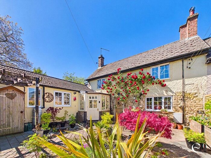 3 Bedroom Semi-Detached House For Sale In Chapel Cottage With Annexe, Main St, Greetham, LE15