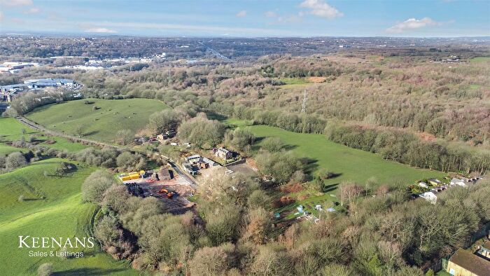 3 Bedroom Equestrian For Sale In Clifton Road, Prestwich, Manchester, M25