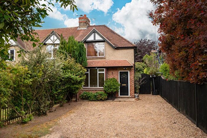2 Bedroom Semi-Detached House For Sale In Salisbury Road, Andover., SP10