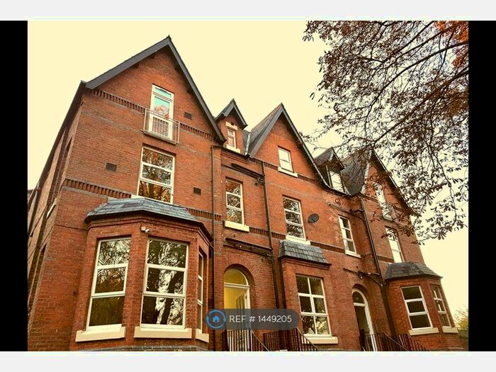 2 Bedroom Flat To Rent In Alexandra Road South, Manchester, M16