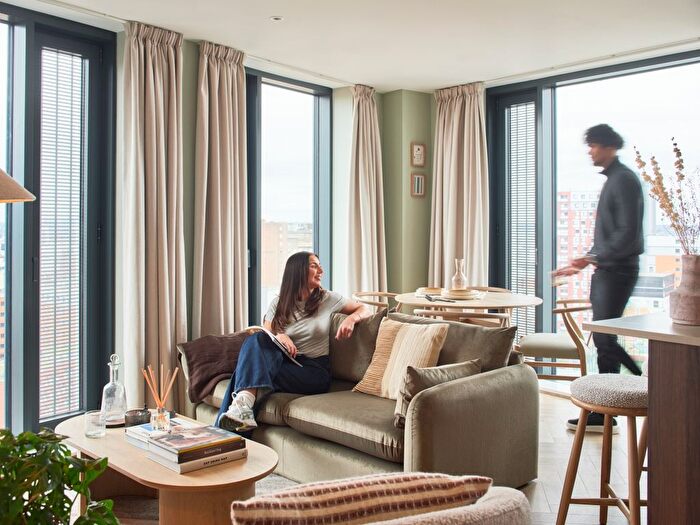 2 Bedroom Flat To Rent In One Eastside, Jennens Road Birmingham, B4