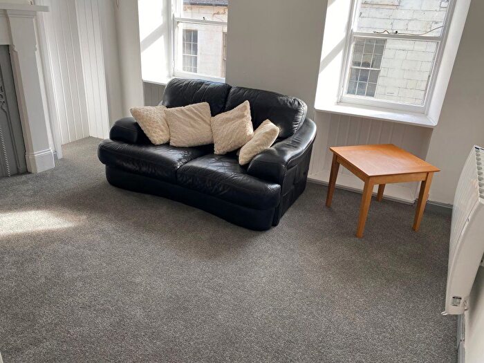 2 Bedroom Flat To Rent In Bonnygate, Cupar, Fife, KY15
