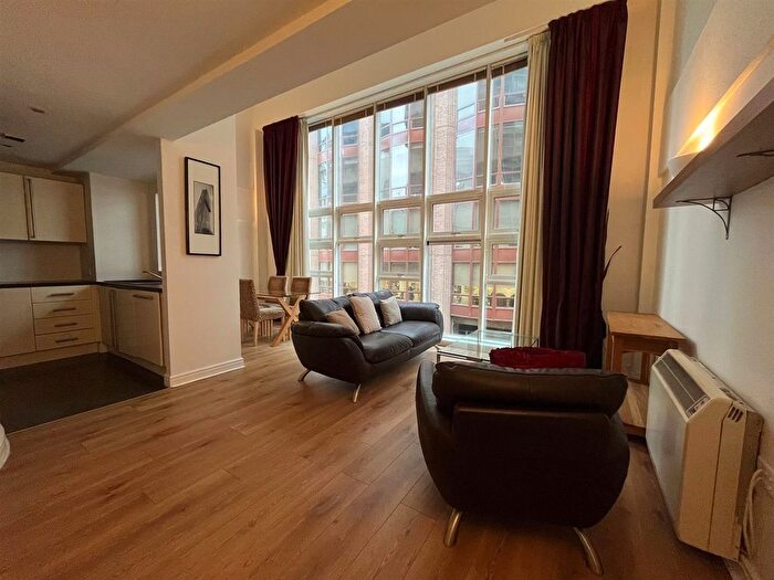 1 Bedroom Flat To Rent In Building, Whitworth Street West, Manchester, M1