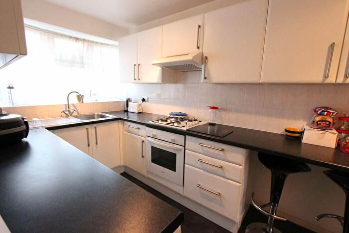 4 Bedroom Apartment To Rent In Bridgeway Street, London, NW1