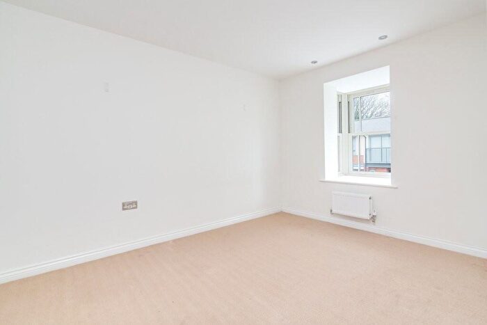4 Bedroom Semi-Detached House To Rent In Highfield Road, Edgbaston, Birmingham, B15
