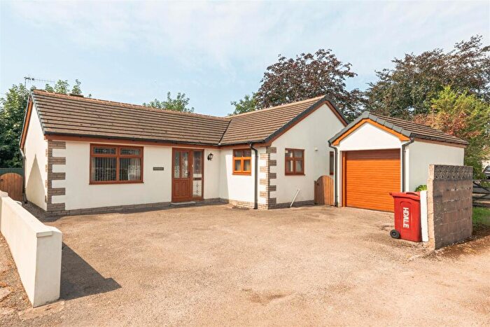 3 Bedroom Detached Bungalow For Sale In Beckside Road, Dalton-In-Furness, LA15