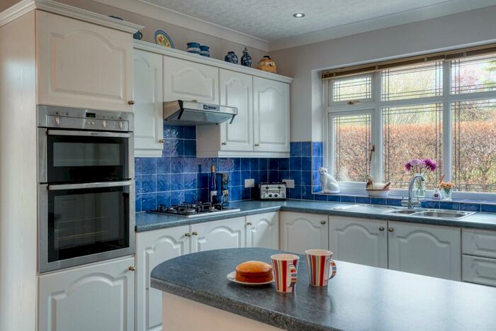 3 Bedroom Detached House For Sale In Bowlacre Road, Gee Cross, SK14