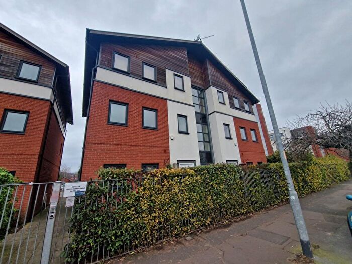 1 Bedroom Apartment To Rent In Cavendish Road, Manchester, M20