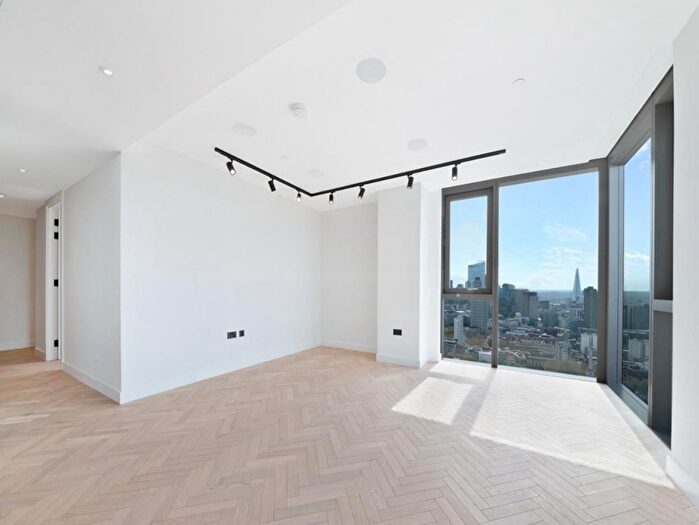 2 Bedroom Apartment To Rent In Valencia Tower, City Road, EC1V