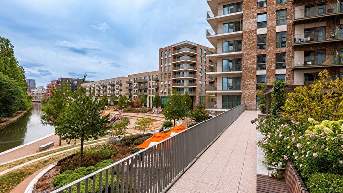 3 Bedroom Flat For Sale In Wembley, Wembley, HA0