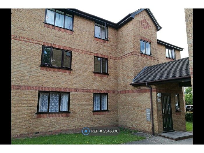 1 Bedroom Flat To Rent In Brindley Close, Wembley, HA0