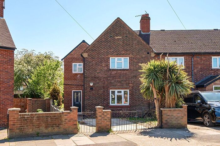 3 Bedroom Semi-Detached House To Rent In Hornbeam Crescent, Brentford, TW8