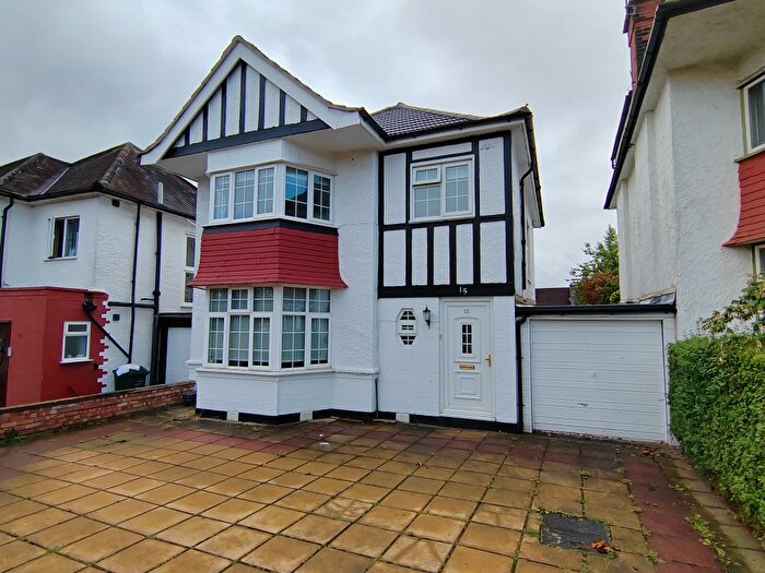 3 Bedroom Semi-Detached House To Rent In Elliot Road, Hendon, NW4