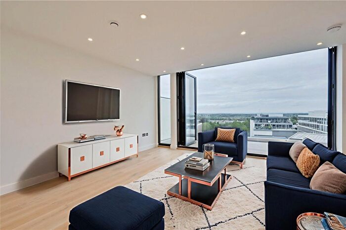 2 Bedroom Flat To Rent In City Point, Sydenham Road, Guildford, Surrey, GU1