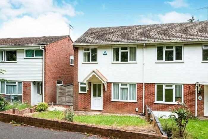 3 Bedroom Semi Detached House To Rent In Simmons Walk, Basingstoke, RG21