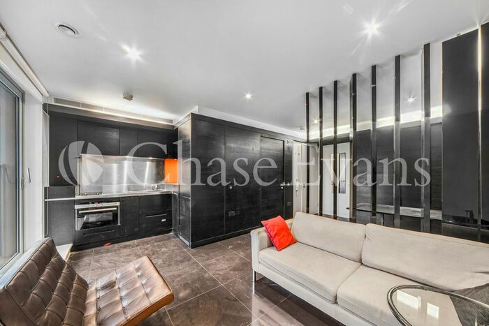 Studio To Rent In West Tower, Pan Peninsula, Canary Wharf, E14