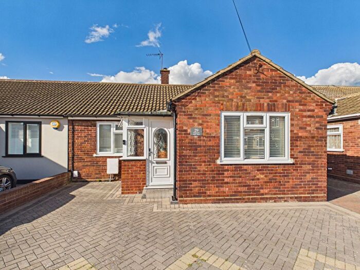 2 Bedroom Semi-Detached Bungalow For Sale In Hearsall Avenue, Stanford-Le-Hope, SS17
