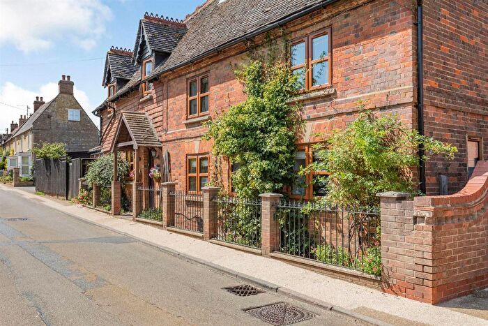 4 Bedroom Detached House For Sale In High Street Whittlebury, Towcester, Northamptonshire, NN12