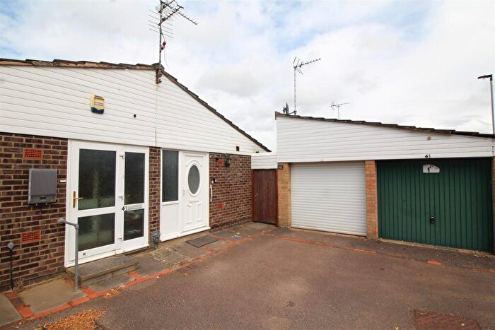 3 Bedroom Bungalow For Sale In Bardney, Orton Goldhay, Peterborough, PE2