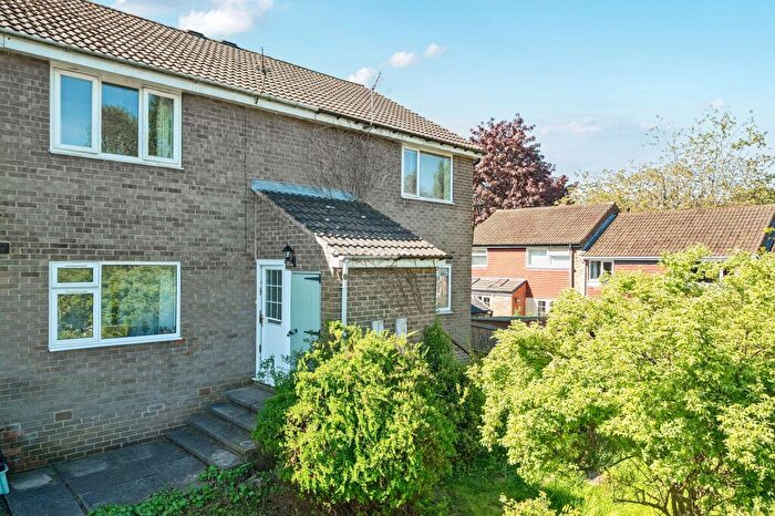 1 Bedroom Flat For Sale In Lincoln Grove, Harrogate, HG3