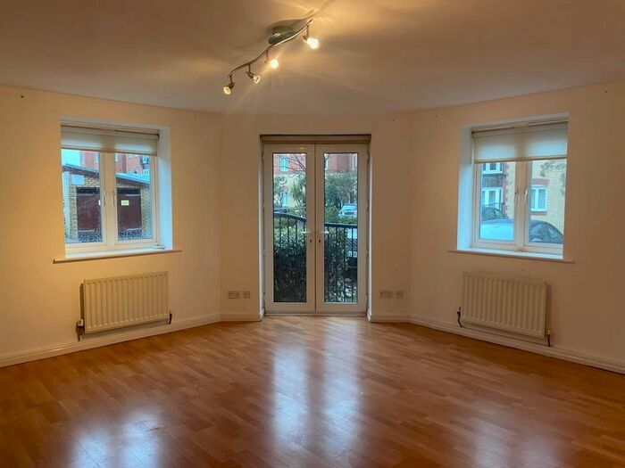 2 Bedroom Flat To Rent In Quebec Quay, Liverpool, L3