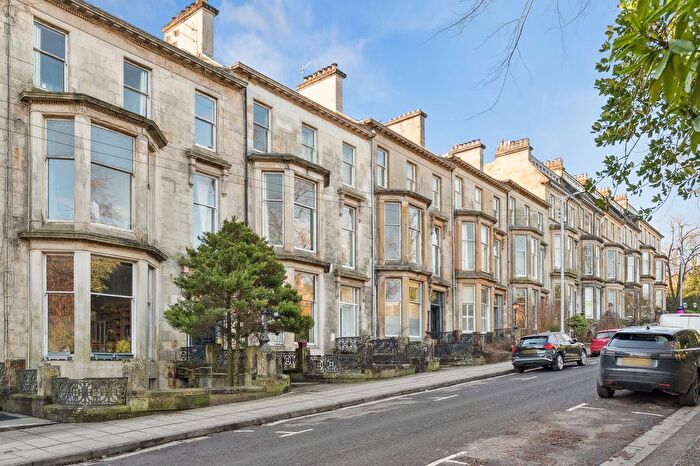 1 Bedroom Flat For Sale In Huntly Gardens, Main Door, Dowanhill, Glasgow, G12