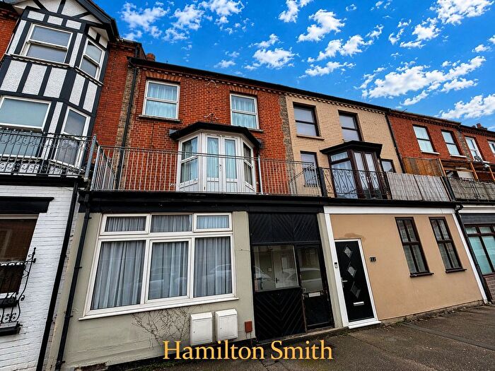 1 Bedroom Flat For Sale In Granville Road, Felixstowe, IP11