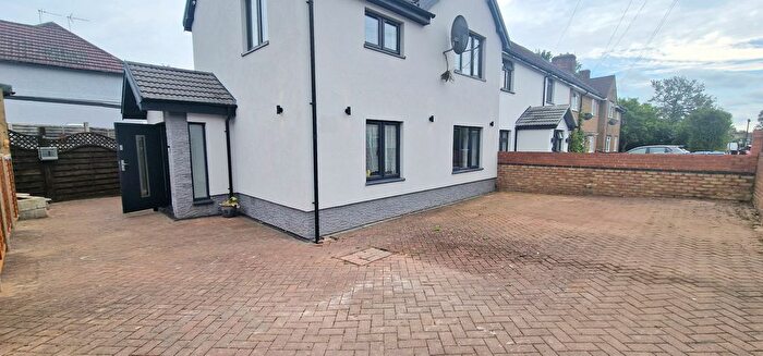 3 Bedroom Property To Rent In Fuller Road, Watford, WD24