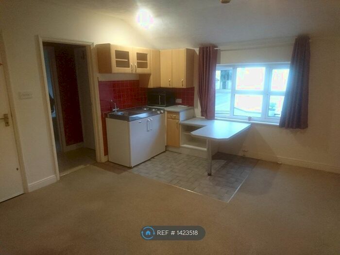 Studio To Rent In High Street, Somersham, Huntingdon, PE28