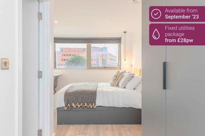 1 Bedroom Flat To Rent In Warwick Road, Old Trafford, Manchester, M16