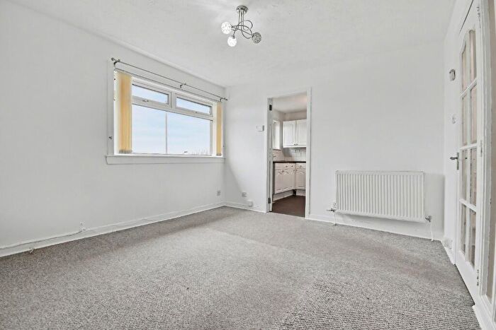 2 Bedroom Terraced House To Rent In Dougliehill Terrace, Inverclyde, Port Glasgow, PA14