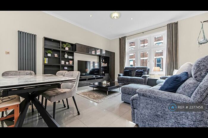 4 Bedroom Maisonette To Rent In Bedford Hill, London, SW12