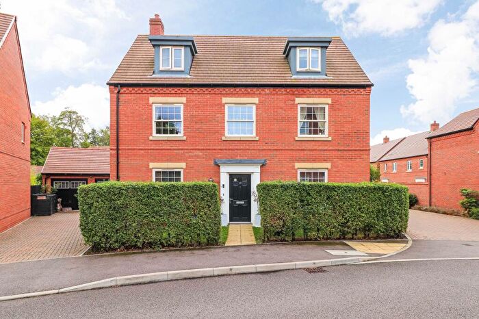 5 Bedroom Detached House For Sale In Lancaster Road, Brampton, PE28