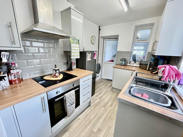2 Bedroom House To Rent In Augustus Street, Ynysybwl, Pontypridd, CF37