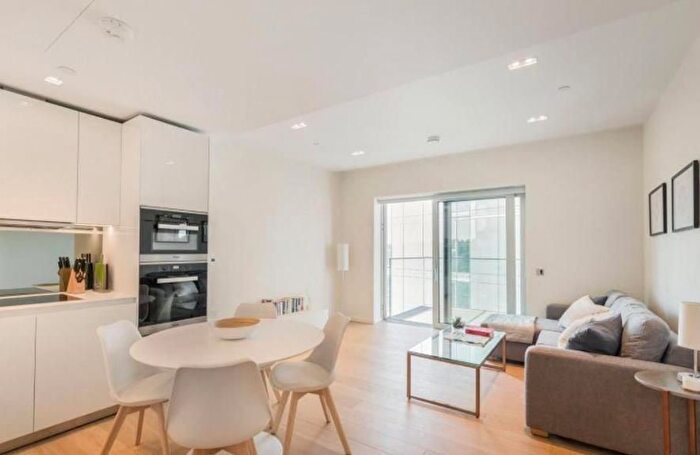 1 Bedroom Flat To Rent In Bolsover Street, Fitzrovia, London, W1W