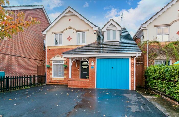 3 Bedroom Detached House For Sale In Gervaise Close, Cippenham, SL1