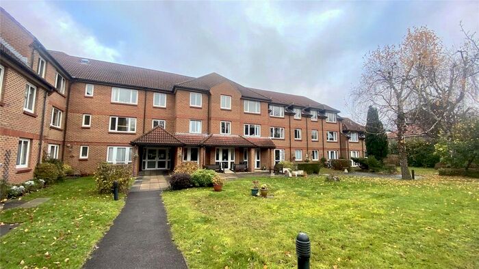 1 Bedroom Flat To Rent In Tebbit Close, Bracknell, Berkshire, RG12